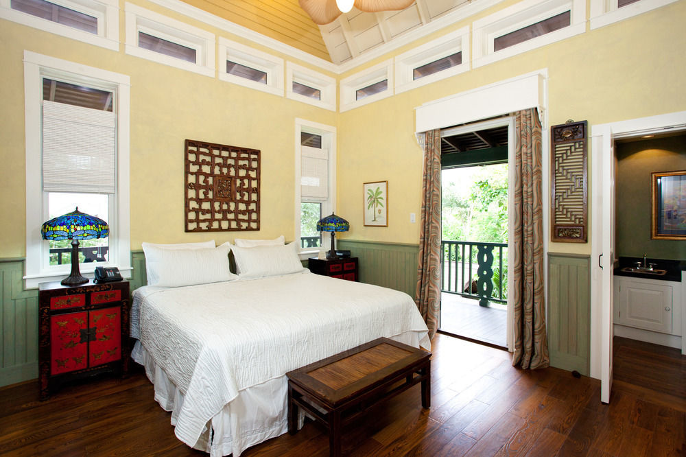 Hermosa Cove Villa Resort & Suites Ocho Rios Exterior photo
