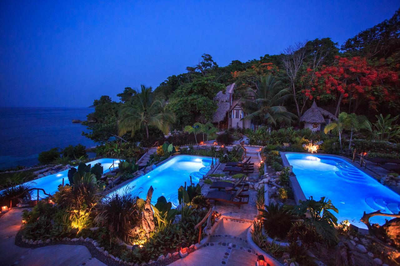 Hermosa Cove Villa Resort & Suites Ocho Rios Exterior photo